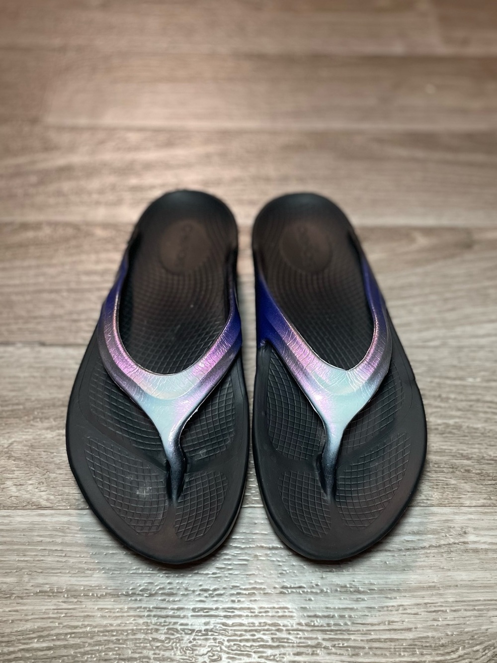 Oofos Womens Oolala Luxe Sandals Purple Calypso Comfort Recovery Thong Size 8